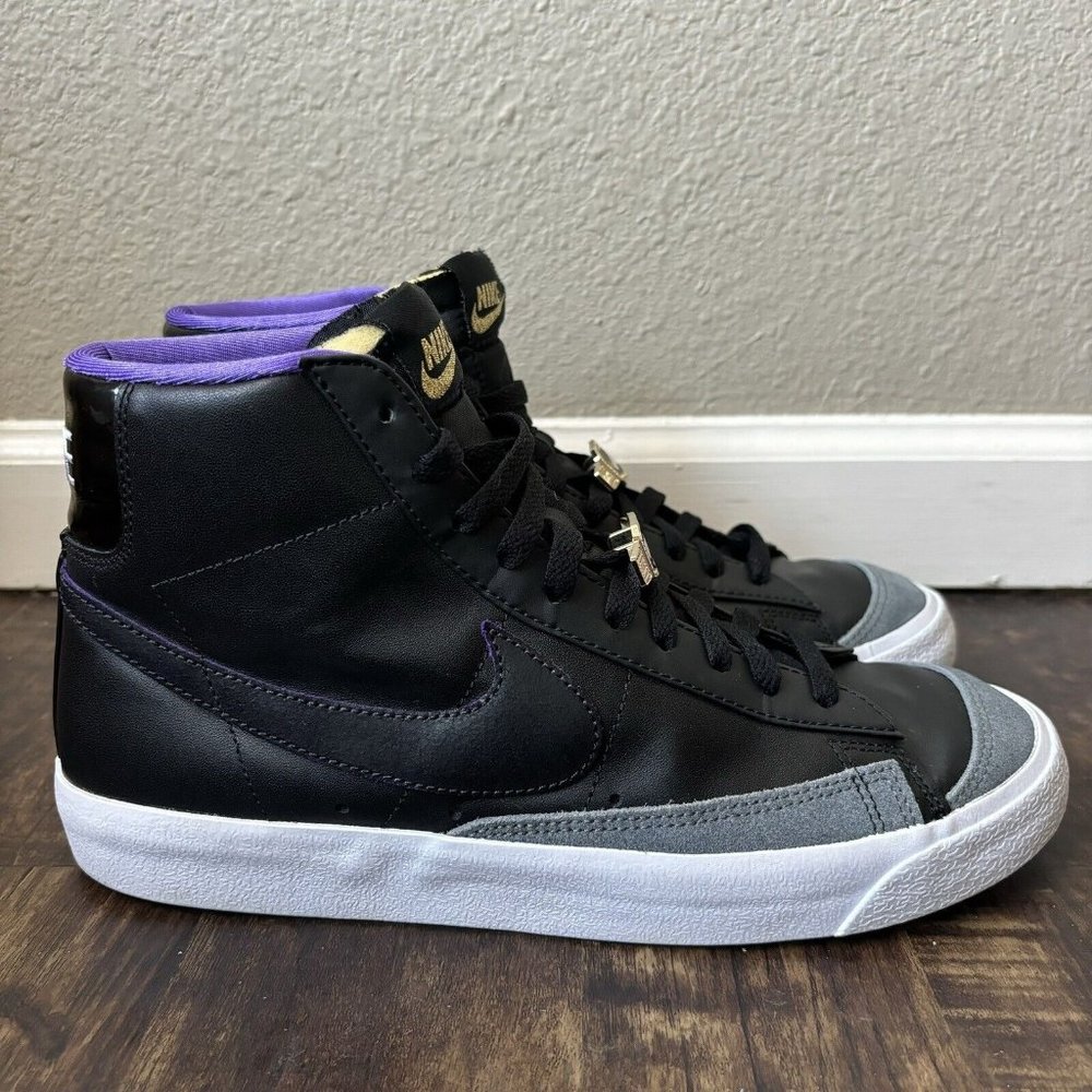 Nike Blazer Mid '77 EMB World Champs Men Shoes - Size 9.5